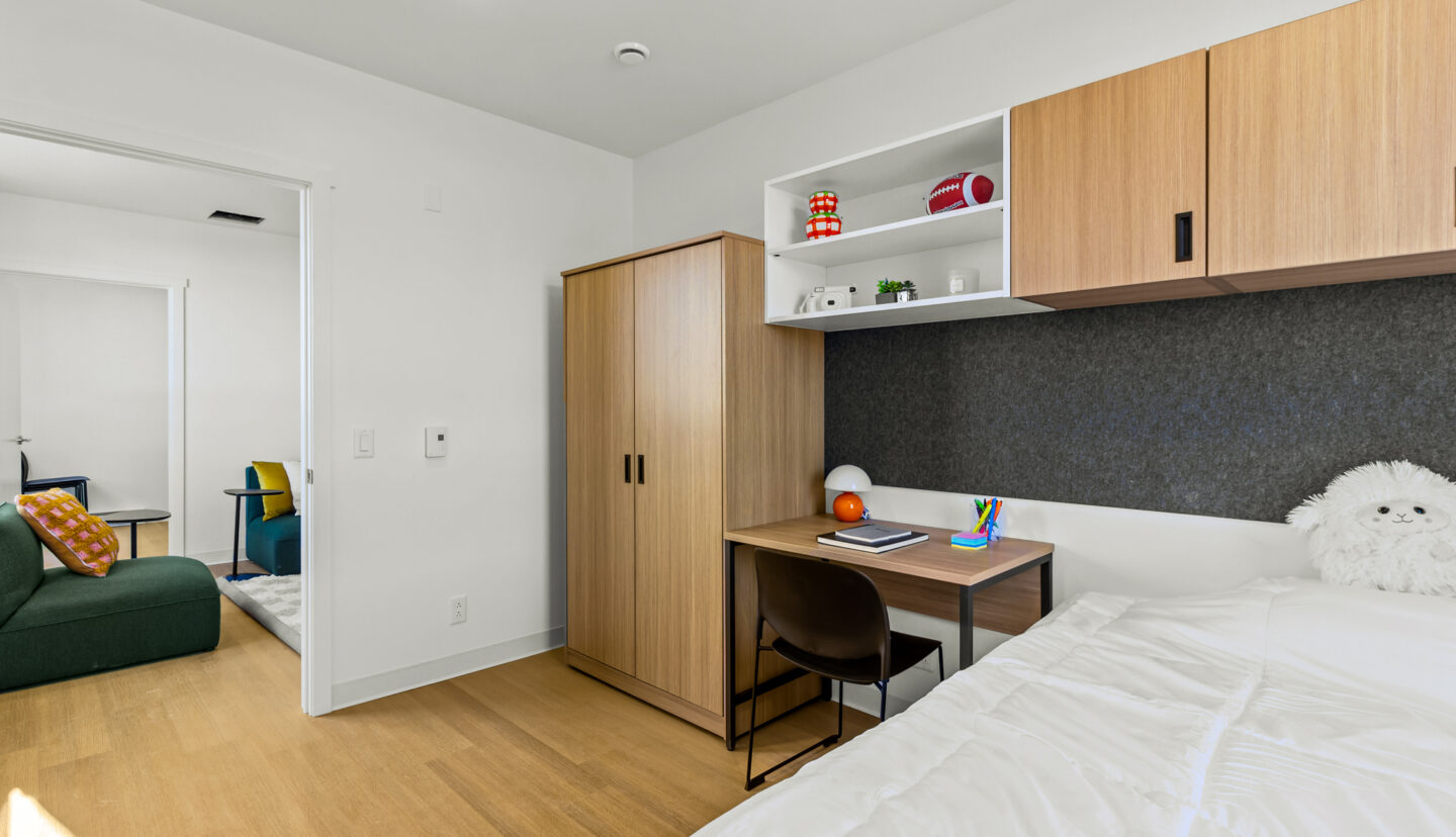 Wester-Land Showroom Bedroom