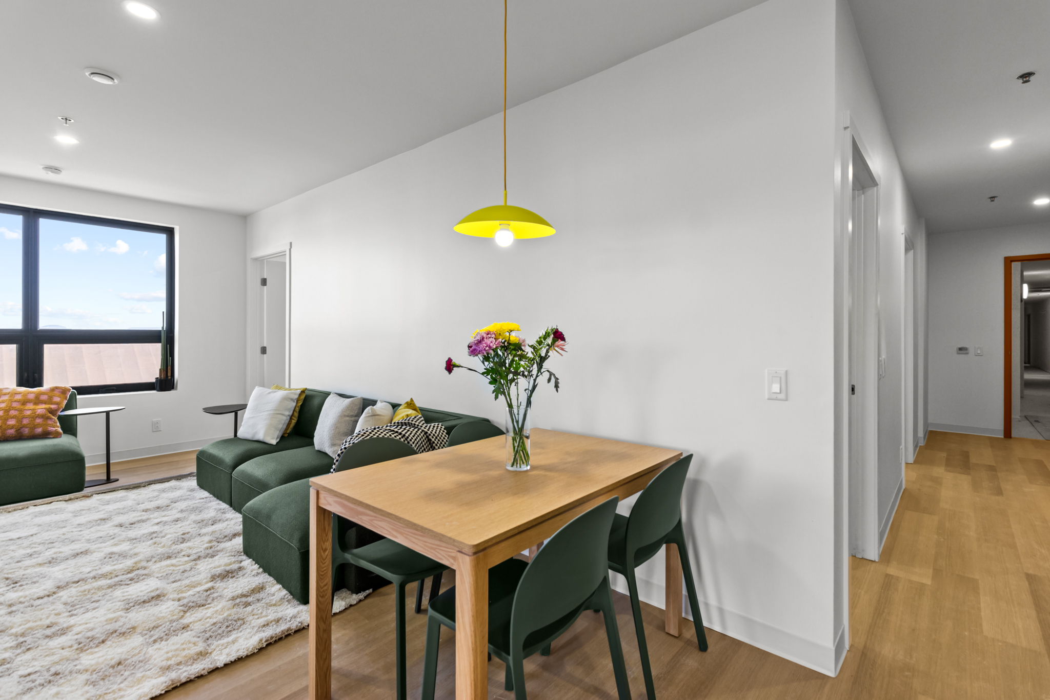 Wester-Land Showroom Dining/Living